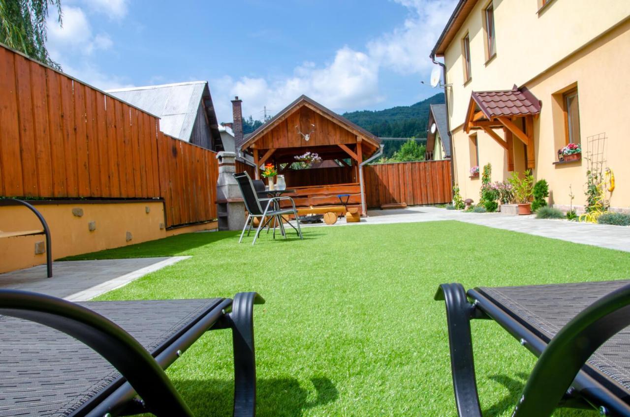 Turistická Ubytovňa Osada Liptovská Osada Exterior foto